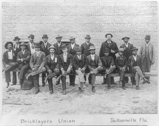 Gruppenporträt der afroamerikanischen Maurergewerkschaft, Jacksonville, Florida, ca. 1899